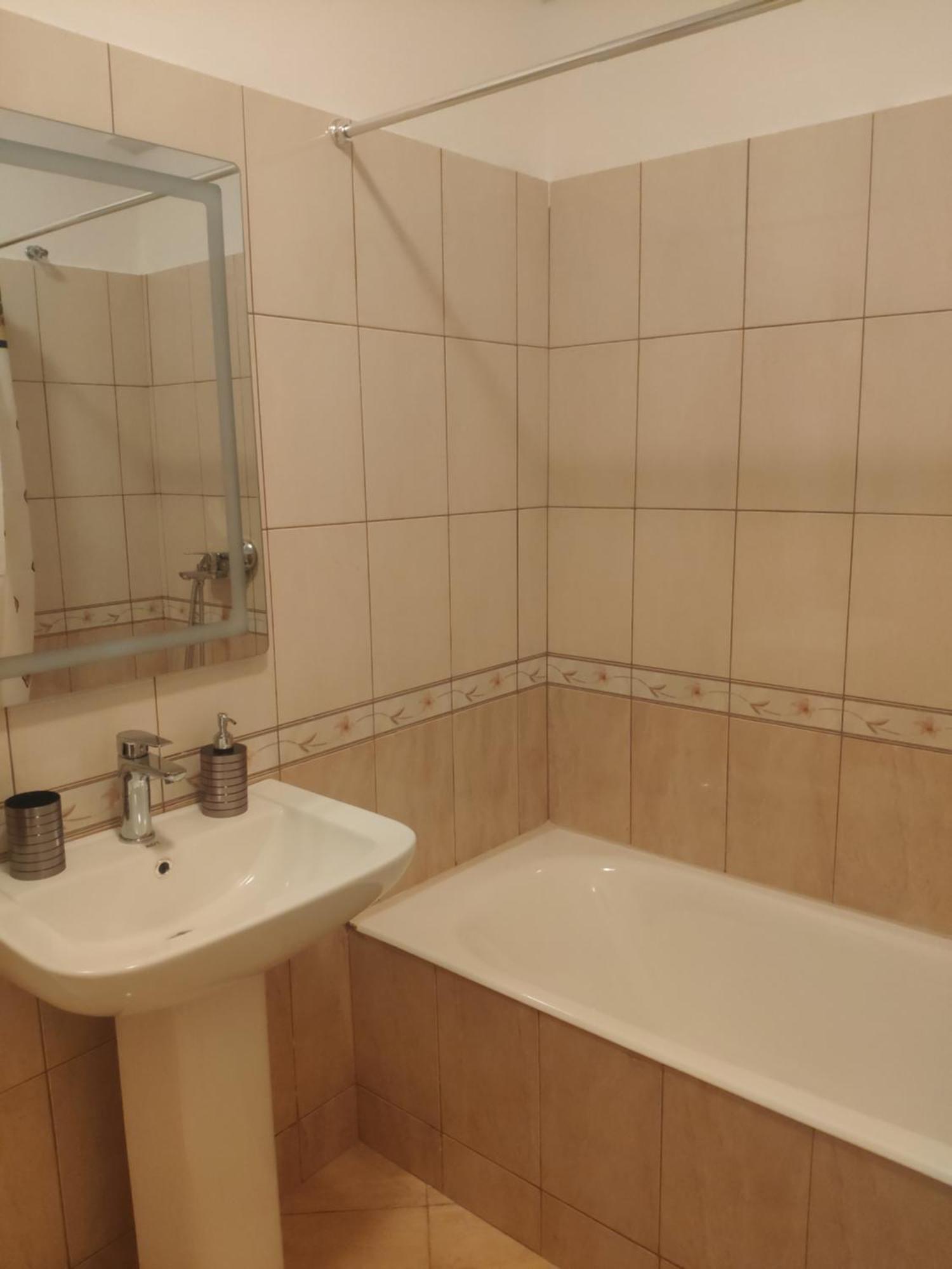 Kolagji Rooms Lukove Bagian luar foto